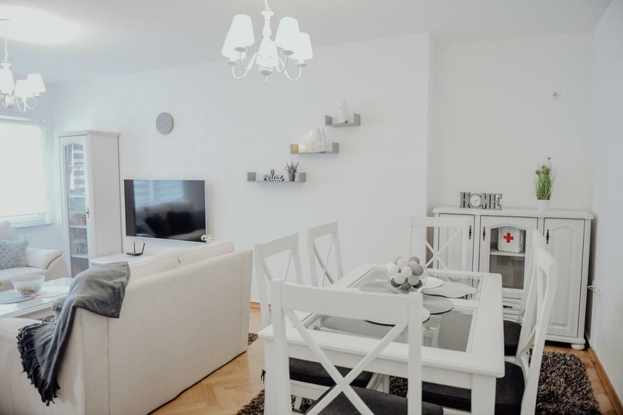 Apartman M5 Dakovo Ngoại thất bức ảnh