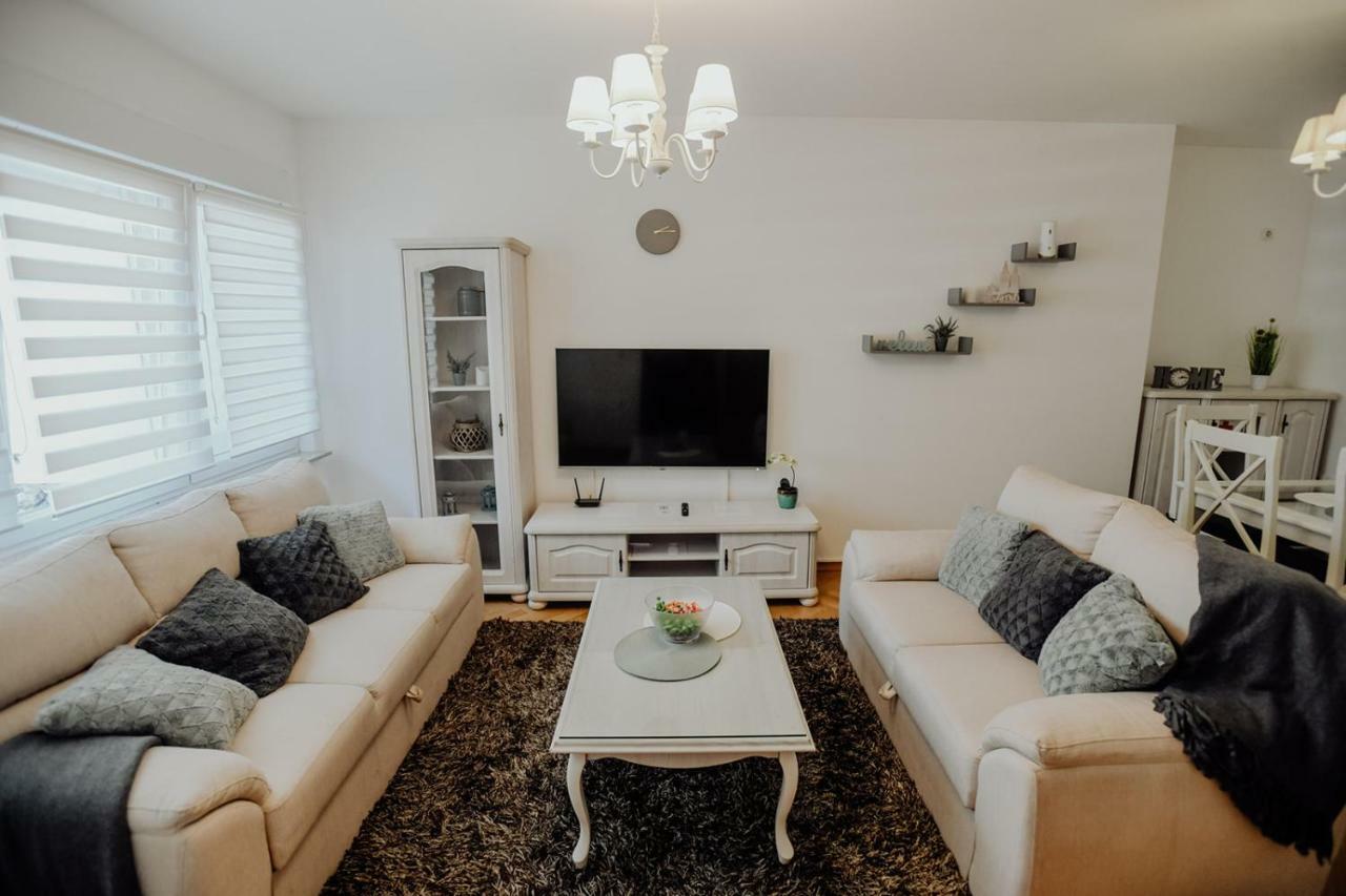 Apartman M5 Dakovo Ngoại thất bức ảnh